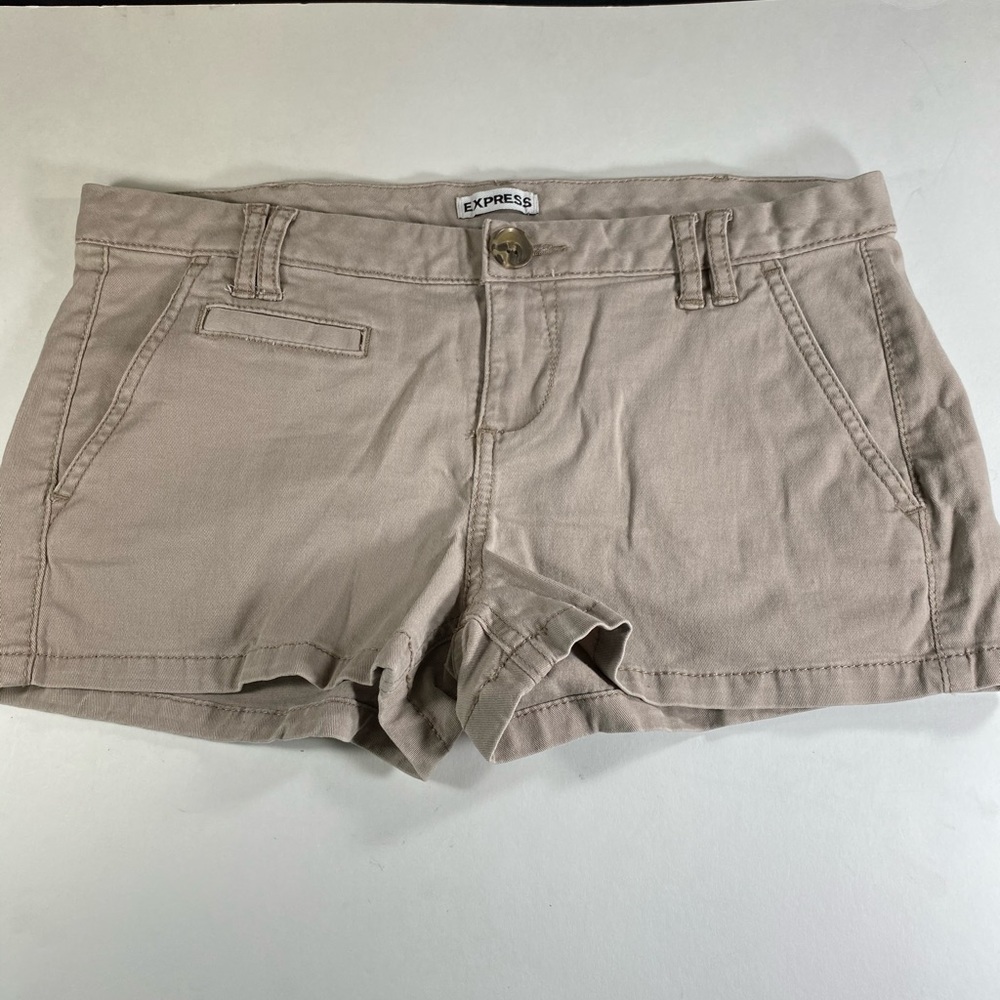 2 pairs of Khaki shorts size 00